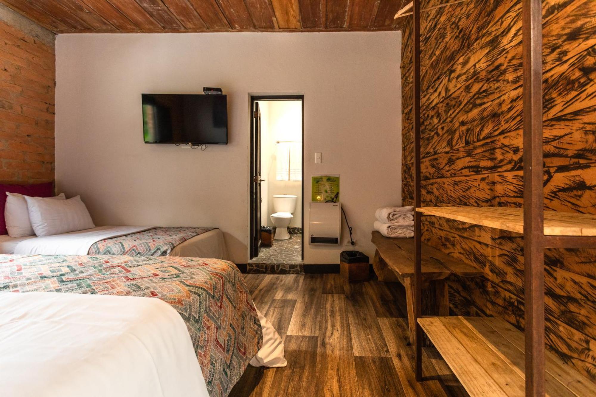 Hotel Termales Del Ruiz Gallinazo  Exteriér fotografie