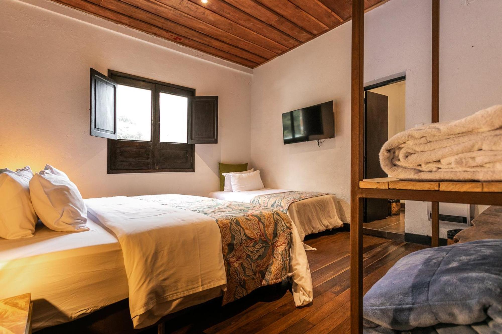 Hotel Termales Del Ruiz Gallinazo  Pokoj fotografie